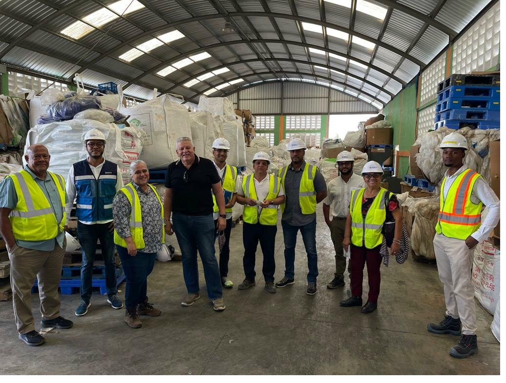 Visita técnica a planta de reciclaje — gestión integral de residuos República Dominicana